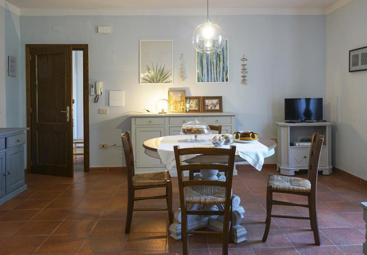 Locanda Degli Alberi Sassetta Exterior photo